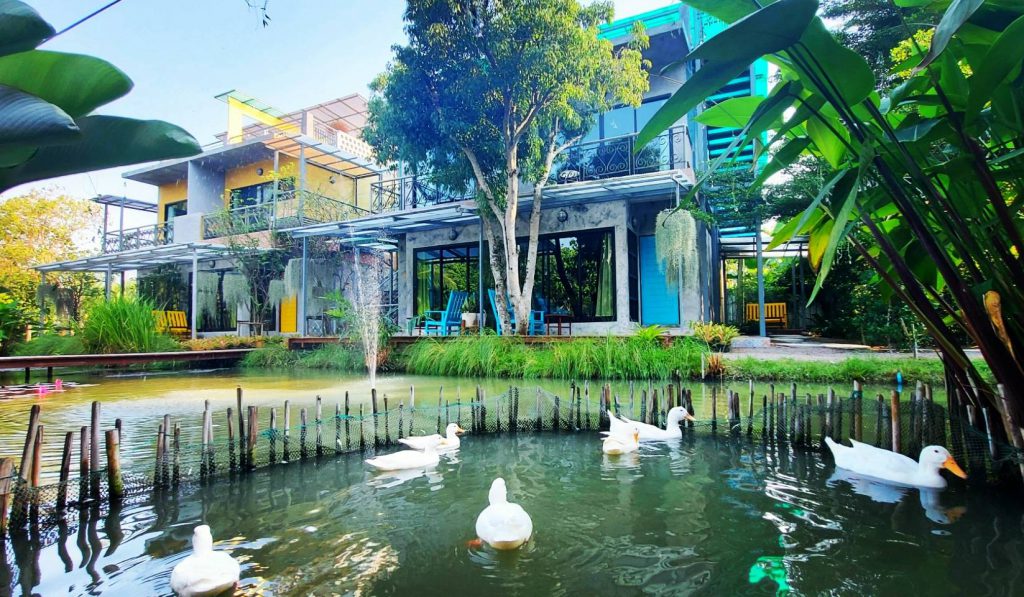 River coco ที่พักอัมพวา รีสอร์ทอัมพวา